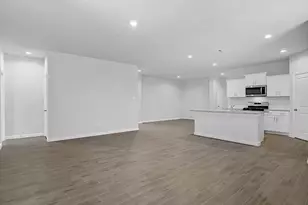 5229 Boulder Vly Dr, Fort Worth, TX 76179 - Photo 7