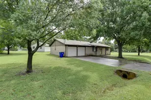 802 Cardinal Rd, Mansfield, TX 76063 - Photo 3