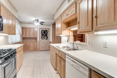 2977 Selma Lane, Farmers Branch, TX 75234 - Photo 13