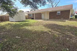 2646 Concord Ln, Lancaster, TX 75134 - Photo 9