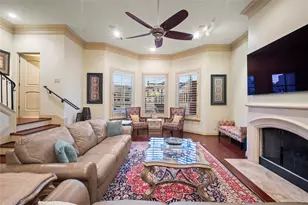 412 E 6th St, Fort Worth, TX 76102 - Photo 7