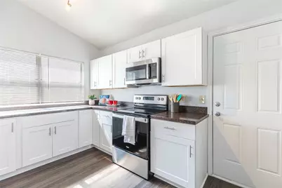 7604 Cousteau Drive, Rowlett, TX 75088 - Photo 9