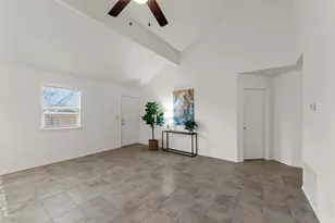 413 Whitney Ct, Rio Vista, TX 76093 - Photo 11