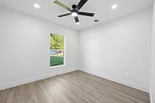 2618 Gooch St, Dallas, TX 75241 - Photo 17