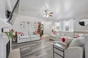 12418 Worthington Ln, Rhome, TX 76078 - Photo 9