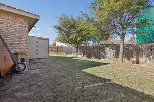 12418 Worthington Ln, Rhome, TX 76078 - Photo 37