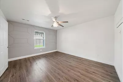 12916 Kingsgate Drive, Rhome, TX 76078 - Photo 19