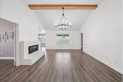 12916 Kingsgate Drive, Rhome, TX 76078 - Photo 7