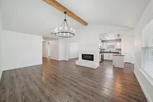 12916 Kingsgate Dr, Rhome, TX 76078 - Photo 9