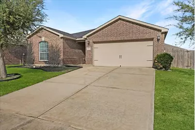 12916 Kingsgate Drive, Rhome, TX 76078 - Photo 1