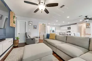 756 Briarwood Ln, Hurst, TX 76053 - Photo 11