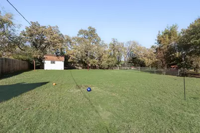 756 Briarwood Lane, Hurst, TX 76053 - Photo 17