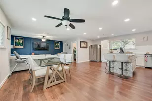 756 Briarwood Ln, Hurst, TX 76053 - Photo 5