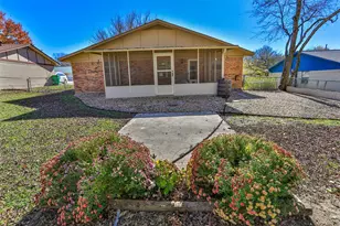 901 W Star St, Gainesville, TX 76240 - Photo 19