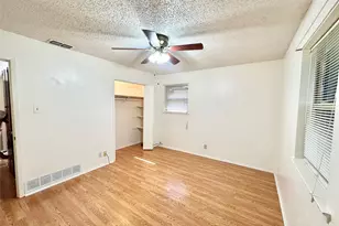 901 W Star St, Gainesville, TX 76240 - Photo 13