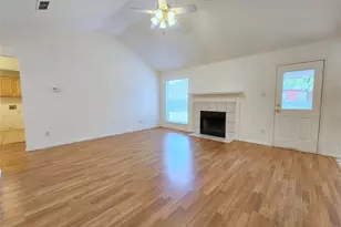 414 Dakota Dr, Joshua, TX 76058 - Photo 5