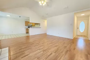 414 Dakota Dr, Joshua, TX 76058 - Photo 3