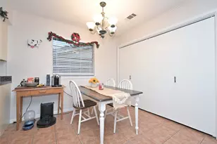 2708 Foxcroft Cir, Denton, TX 76209 - Photo 11