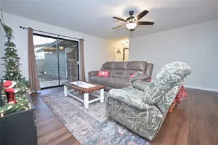 2708 Foxcroft Cir, Denton, TX 76209 - Photo 5