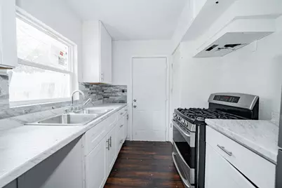 2426 Salerno Drive, Dallas, TX 75224 - Photo 11