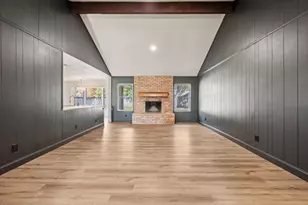 4105 Hemlock St, Fort Worth, TX 76137 - Photo 11