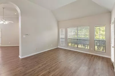 200 Hawthorne Drive, Murphy, TX 75094 - Photo 7