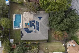 5704 Silver Lake Cir, Waco, TX 76710 - Photo 33