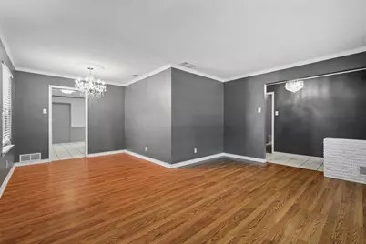 2915 Touraine Drive, Dallas, TX 75211 - Photo 9