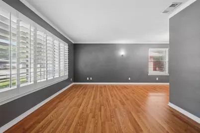 2915 Touraine Drive, Dallas, TX 75211 - Photo 5