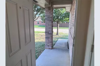 8911 Valley River Drive, Fort Worth, TX 76244 - Photo 5