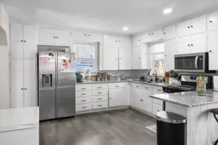 100 S 35th St, Corsicana, TX 75110 - Photo 11