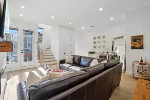 145 N Henderson Ave, Dallas, TX 75214 - Photo 9