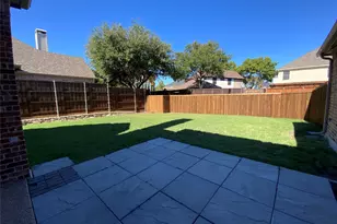 1870 Dowelling Dr, Frisco, TX 75036 - Photo 19