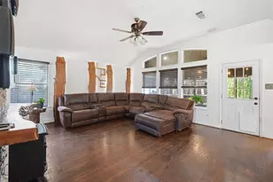 1701 Prairie Creek Ct, Garland, TX 75040 - Photo 7