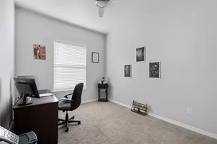 808 E 6th St, Bonham, TX 75418 - Photo 19