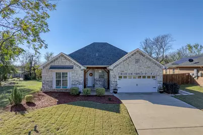 808 E 6th Street, Bonham, TX 75418 - Photo 33