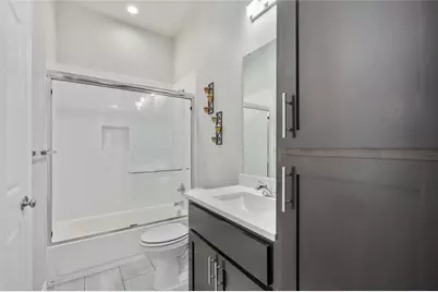 808 E 6th Street, Bonham, TX 75418 - Photo 15