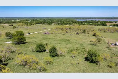 185 Triangle Road, Valley View, TX 76272 - Photo 7