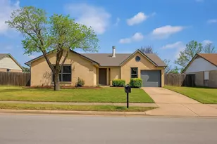 3825 Hackberry Ln, Bedford, TX 76021 - Photo 17