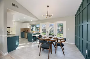 3620 Windsong Ln, Bedford, TX 76021 - Photo 7