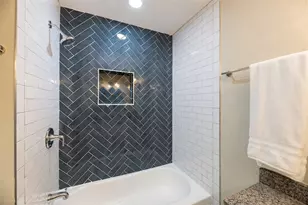 3620 Windsong Ln, Bedford, TX 76021 - Photo 17