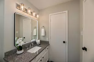 3620 Windsong Ln, Bedford, TX 76021 - Photo 13