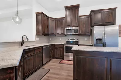 2112 Hill Crest Court, Weatherford, TX 76086 - Photo 7