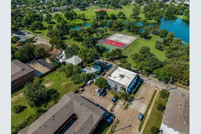 732 Blaylock Drive, Dallas, TX 75203 - Photo 1