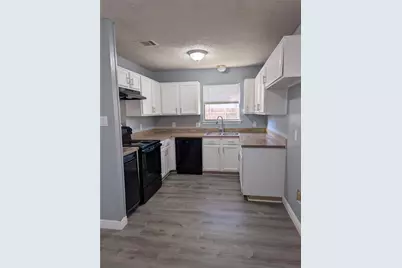 205 Ironbark Drive, Arlington, TX 76018 - Photo 5