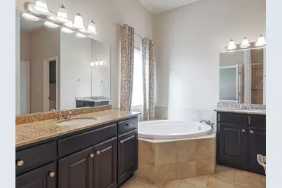 5520 Littlefield Drive, Justin, TX 76247 - Photo 9