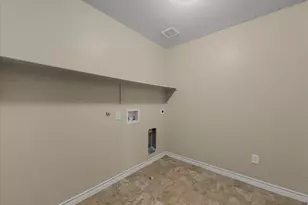 5407 San Patricio Dr, Grand Prairie, TX 75052 - Photo 15