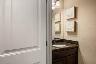 1401 Lauren Ln, Granbury, TX 76048 - Photo 17