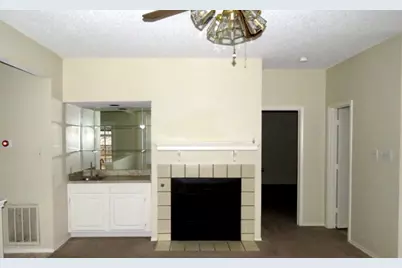 2240 Arbor Creek Drive, Carrollton, TX 75010 - Photo 5