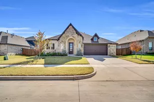 208 Claywood Dr, Glenn Heights, TX 75154 - Photo 1